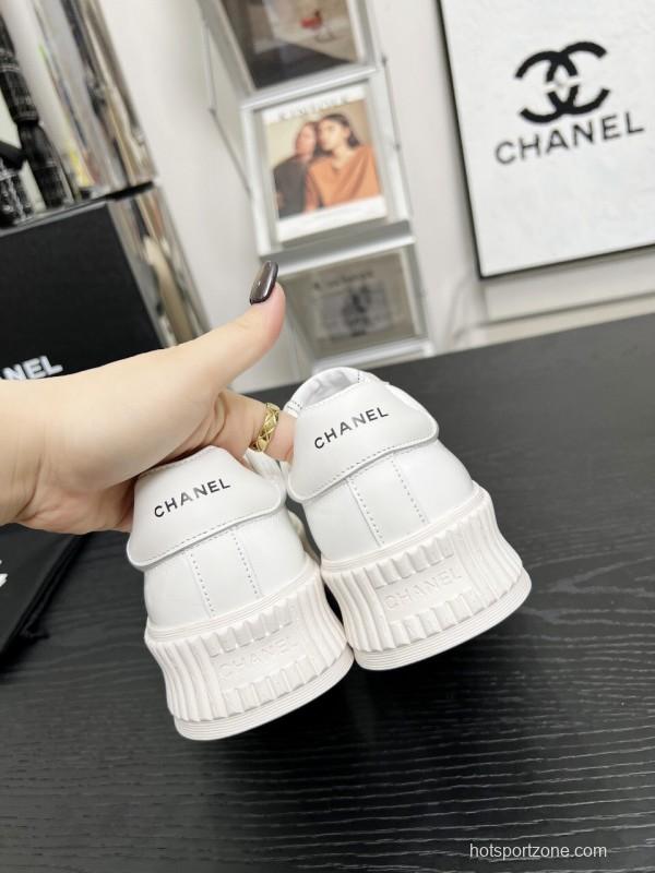 2025 Women Chanel White Leather Suede Sneakers LY00270