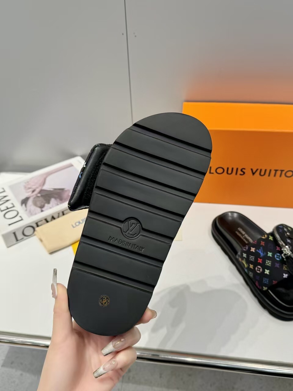 2025 Women Louis Vuitton Black Colorful Canvas Slippers Monogram KFY00230