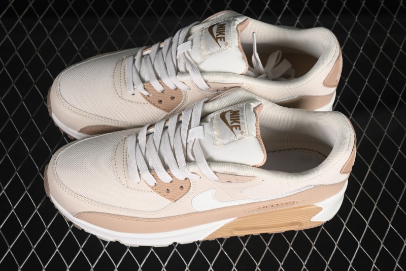 Nike Air Max 90 Retro Running Shoes with Air Cushion Technology - DH8010-004