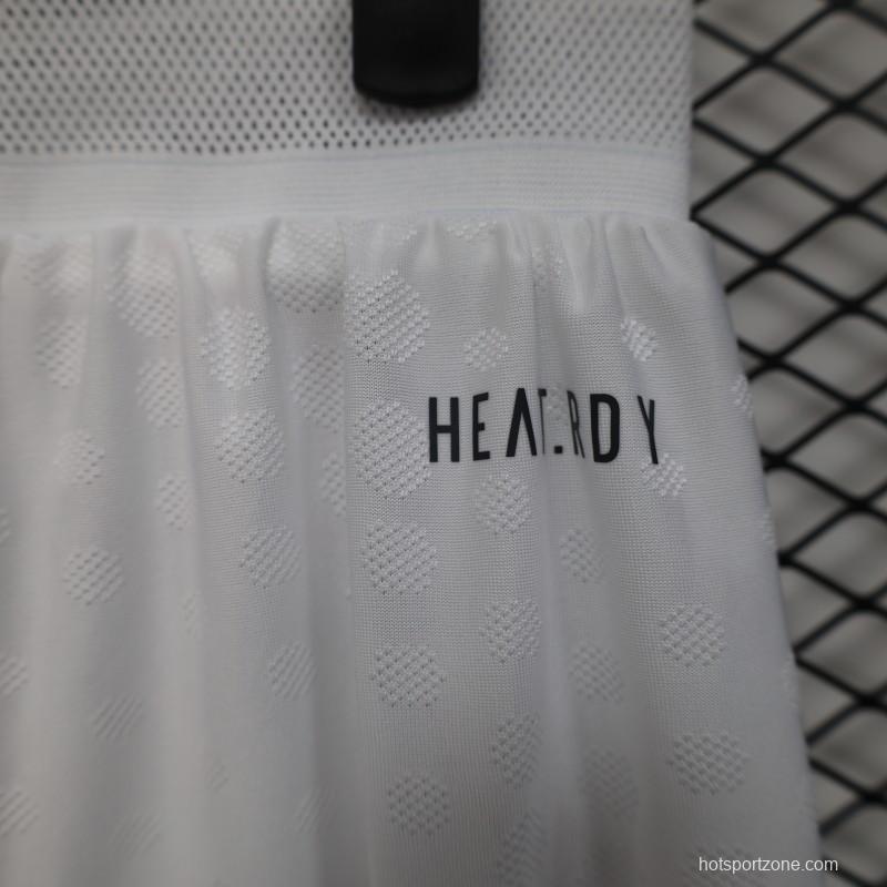 Player Version 25/26 Bayern Munich Home Shorts