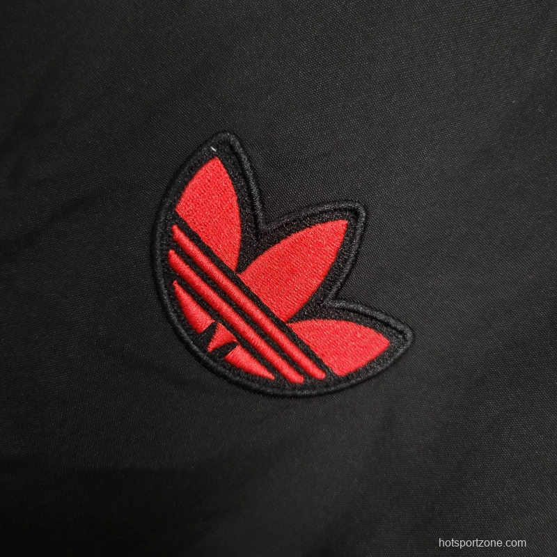 25/26 Manchester United Jacket Black Windbreaker