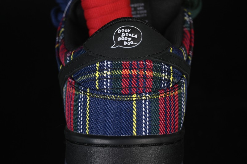 Nike SB Dunk Low Nardwuar Collaboration Scottish Plaid Low-Top Casual Skate Shoes - II1493-600
