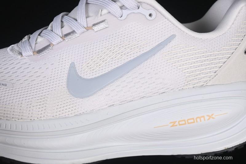 Nike Air Zoom Vomero 18 Cushioned Running Shoes - HM6803-009