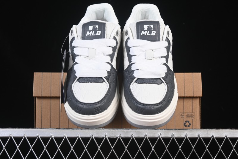 New York Yankees MLB Bigball Chunky Embroidered Monogram Platform Casual Sneakers - 3ASXE035N50CGS