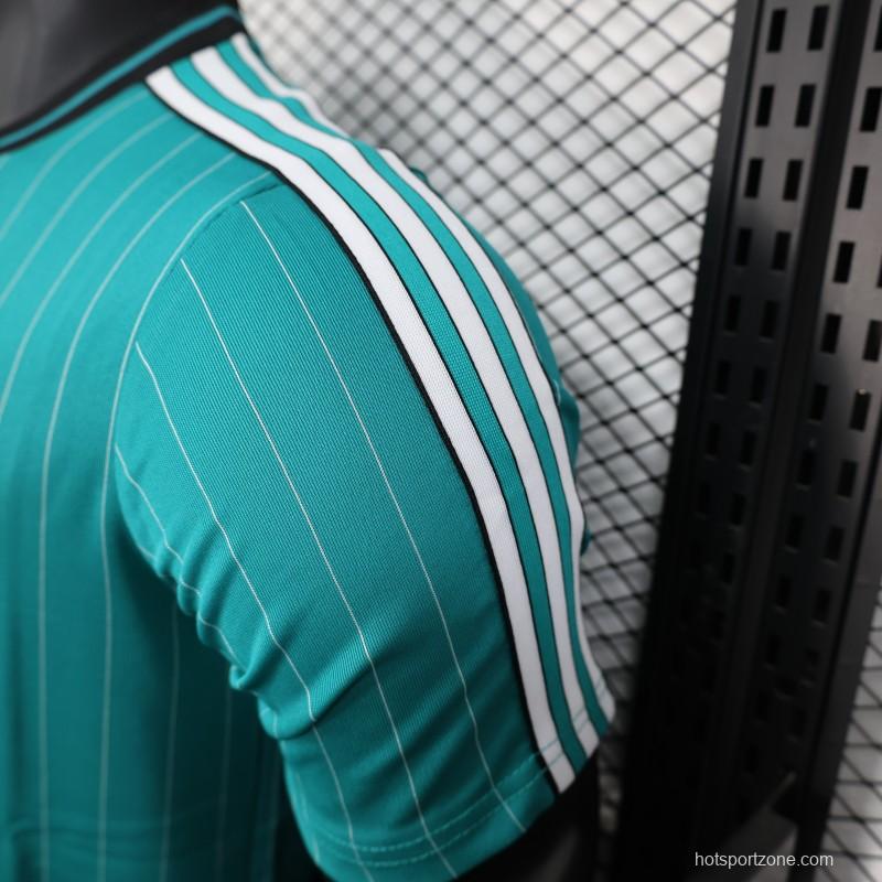 Player Version 25/26 Liverpool  Adidas Original Blue Jersey