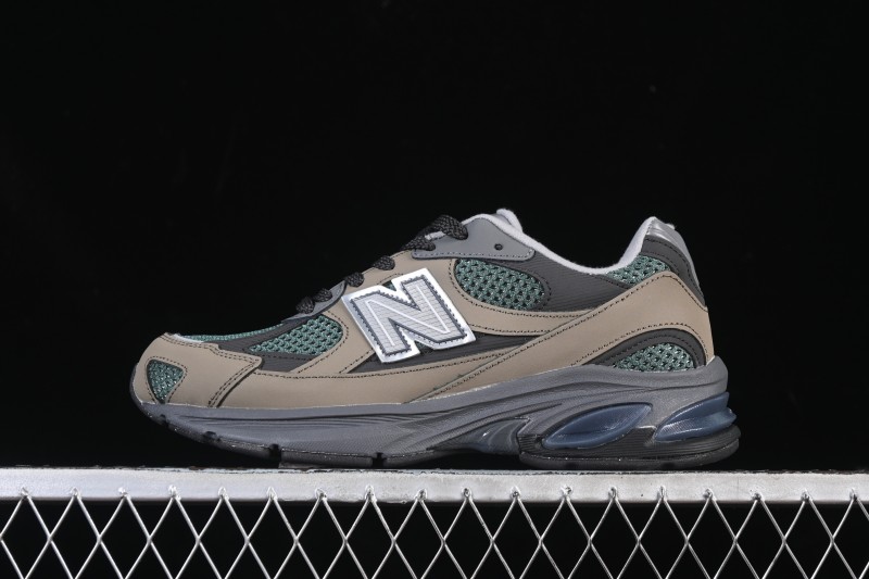 New Balance 2010 Series Retro Casual Running Shoes with Suede and Mesh Upper - U2010AGY