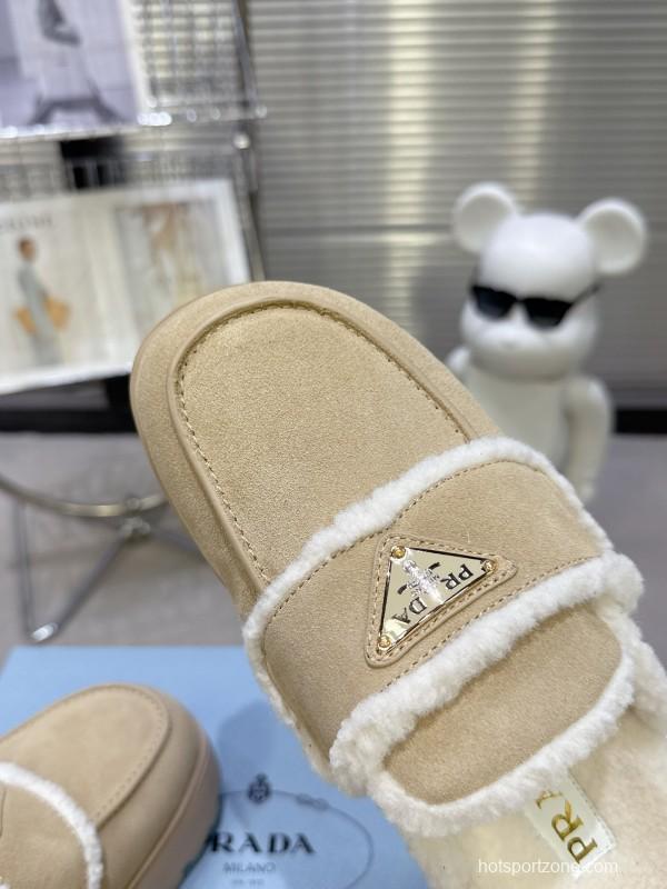 Prada Spring-Summer 2025 Runway Fur Slippers - KFY00280