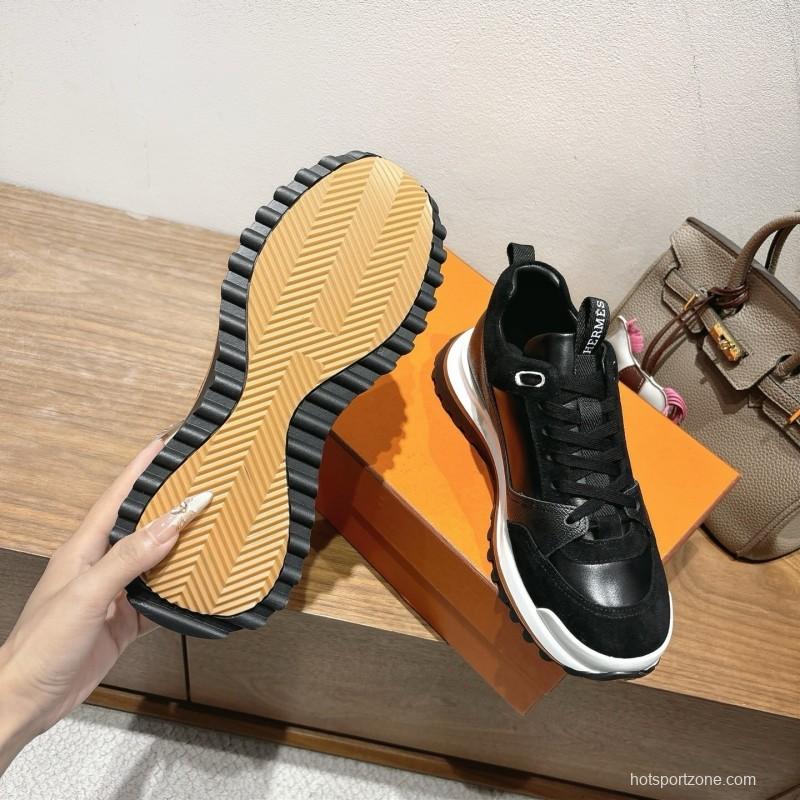 H Boots Classic Chelsea Boots with British Color Block Design - AS00410