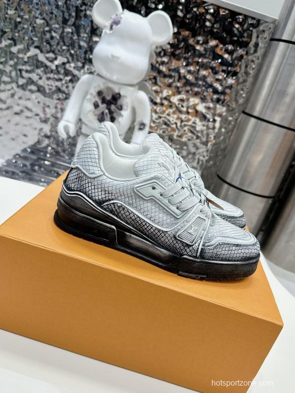 Louis Vuitton LV Trainer Basketball Series Washed Board Shoes - LY00430
