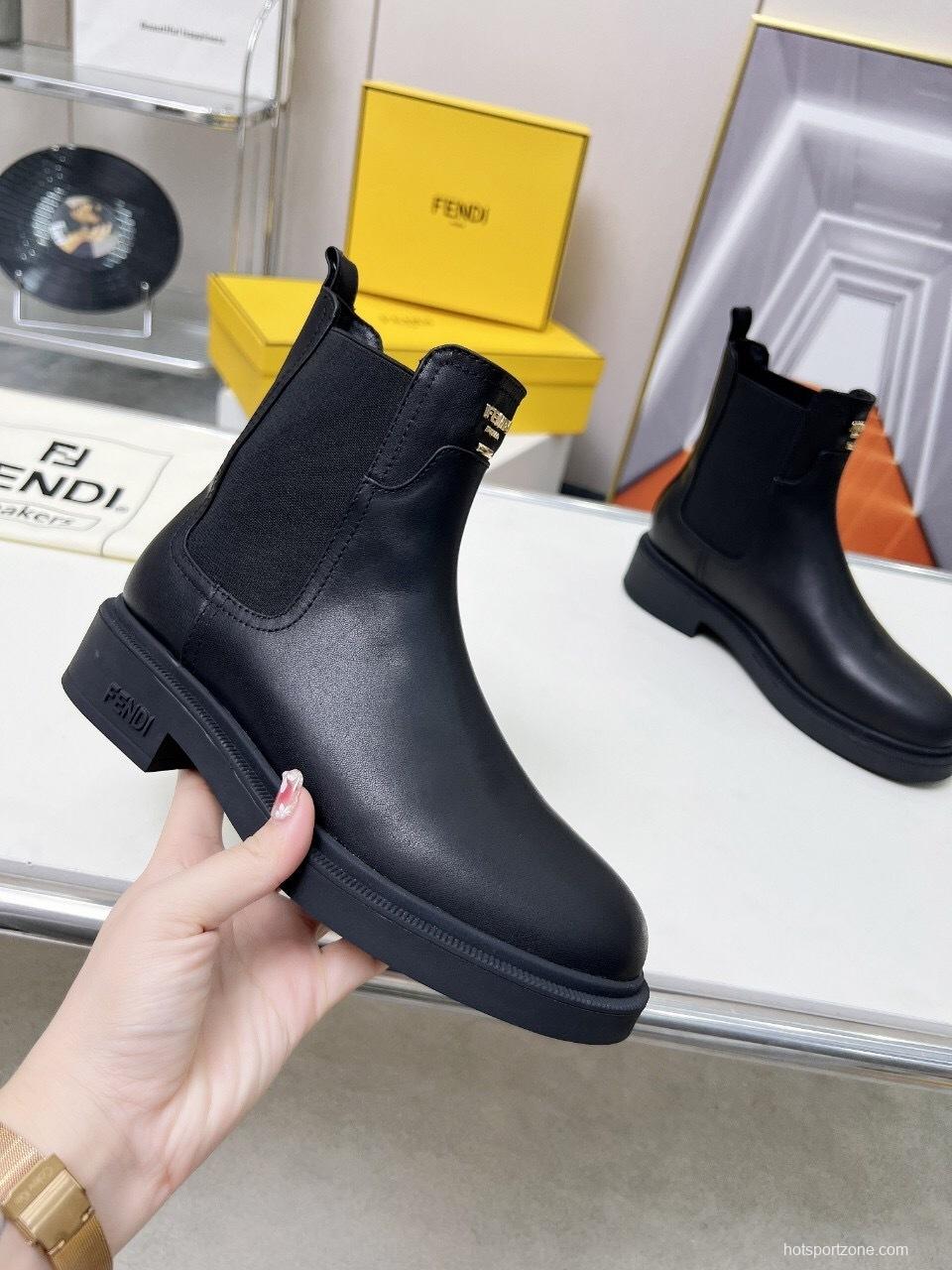 FENDI 2025/SS Platform Boots with Thick Sole - LY00360