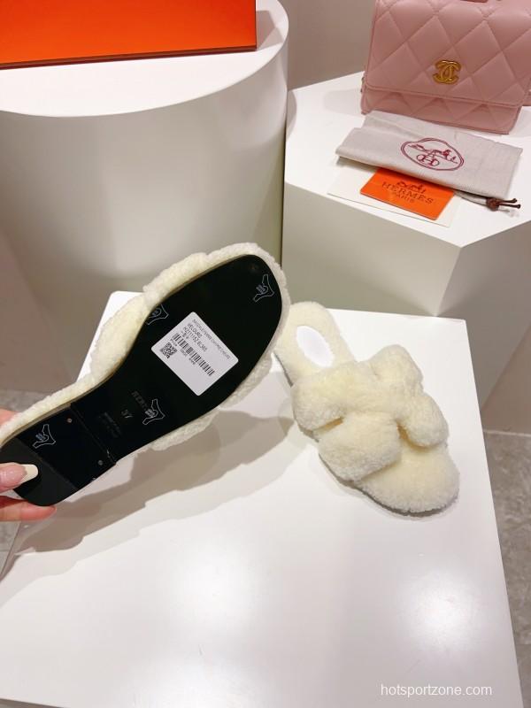 Hermes Teddy Wool H Slippers Flat Fur Slides - LY00240