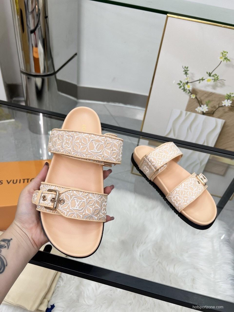 Louis Vuitton Spring/Summer 2025 New Slippers - LY00250