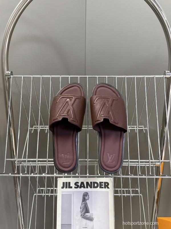 Louis Vuitton Venice Series Sandals with Monogram Embossing and Adjustable Strap - KFY00220