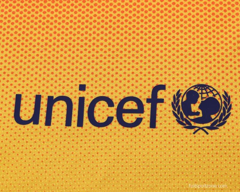 Retro Kids 12/13 FC Barcelona Away Jersey