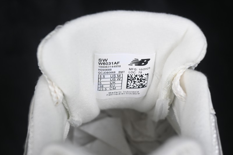 New Balance 603 Series Retro Casual Running Shoes with Breathable Mesh Upper - W6031AF
