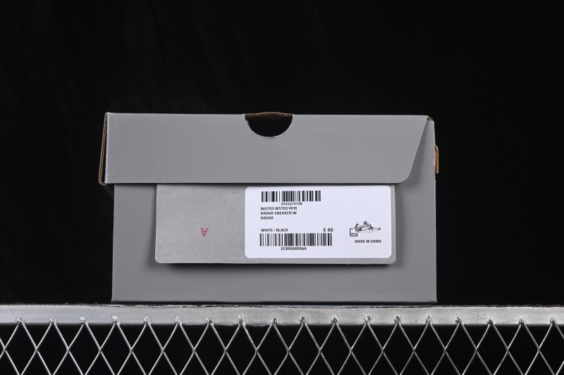 Balenciaga Radar Sneaker Round-Toe Lace-Up Casual Lifestyle Shoes - WSTE09010