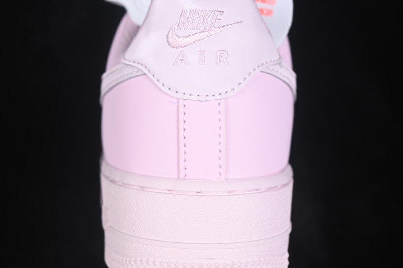 Nike Air Force 1 '07 Low Casual Skateboarding Shoes with Full-Length Air Cushion - IR0871-600