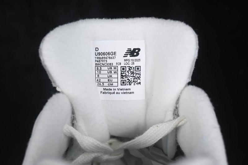 New Balance 9060 Retro Running Shoes with Suede and Mesh Upper - U9060GE