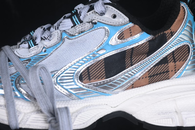 Balenciaga 3XL Gel Running Shoes with Advanced Cushioning - W3XMM4210