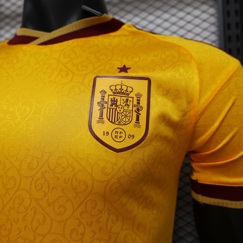 Player Version 26/27 Real Madrid Special Edition Yellow Jersey