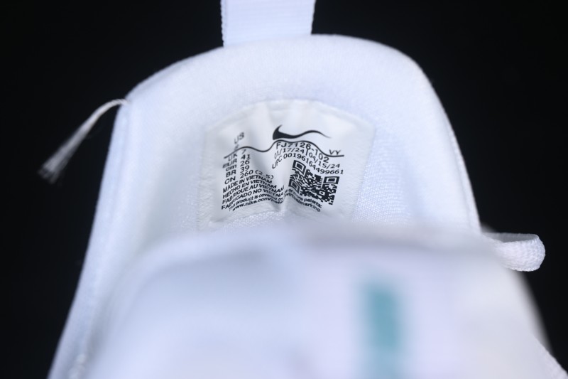 Nike Free Metcon 6 Training Shoes with Breathable Mesh Upper and Flexible Cushioning - FJ7126-102