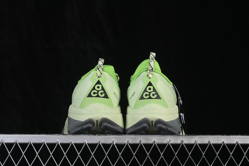 Nike ACG Zegama Trail Running Shoes with Breathable Cushioning and Grippy Outsole - HV8113-011
