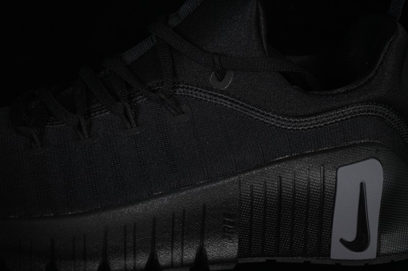 Nike Free Metcon 6 Training Shoes with Breathable Mesh and Cushioned Sole - FJ7127-003