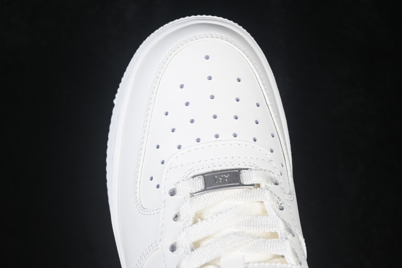 Nike Air Force 1 '07 Low Basketball Shoes with Full-Length Air Cushion - IR8637-101