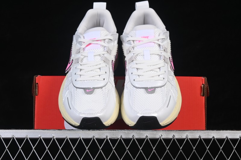 Nike V2K Run Retro Low-Top Running Shoes with Cushlon Foam Cushioning - FD0736-114