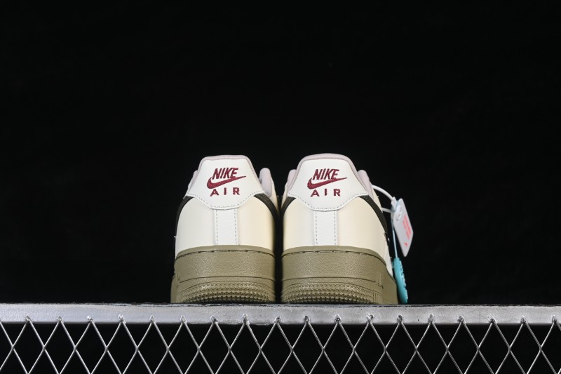 Nike Air Force 1 '07 Low Basketball Shoes with Classic Leather Upper and Air-Sole Cushioning - IQ9802-022
