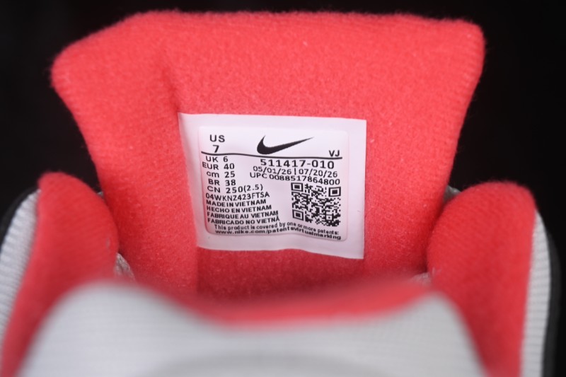 Nike Air Max Correlate Retro Running Shoes with Vintage Air Cushioning - 511417-010