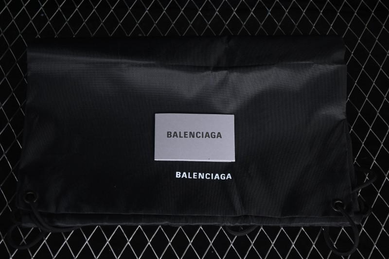 Balenciaga Monday Ultra Sneaker Low-Top Lifestyle Shoes with Round Toe and Lace-Up Closure - WMNDI5910