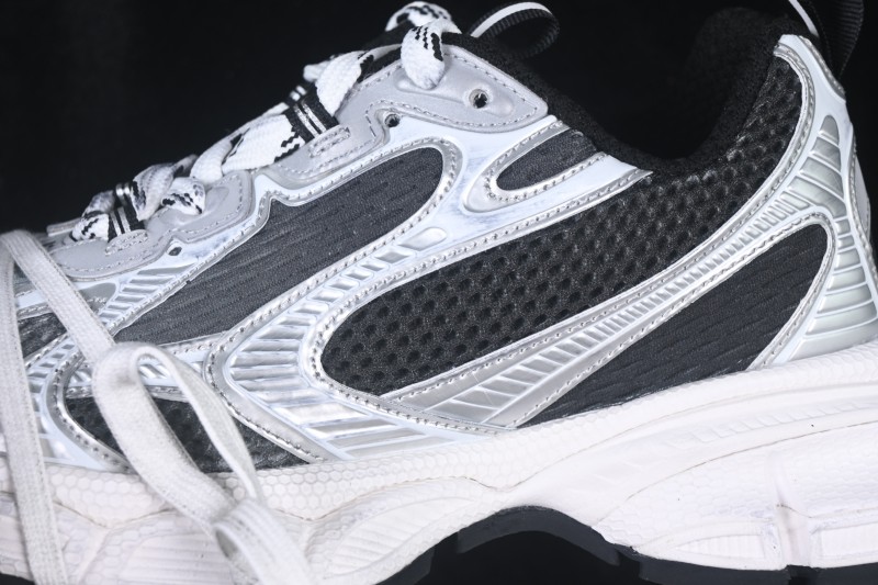 Balenciaga Phantom Sneaker High-Tech Running Shoes for Men with Urban Streetwear Design - W3XGM1190