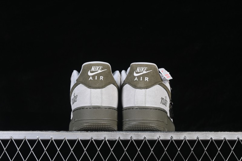 Nike Air Force 1 '07 Low Casual Skateboarding Shoes with Classic Leather Upper and Air-Sole Cushioning - DF0188-122
