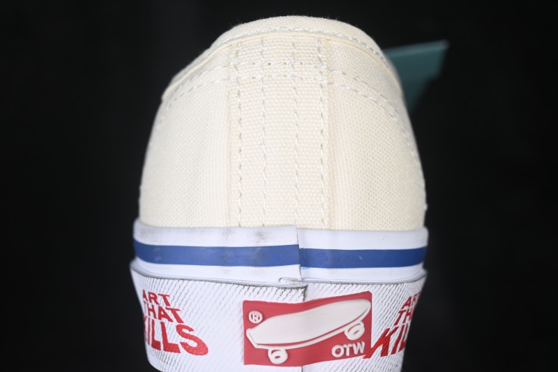 Vans Authentic 44 Low-Top Casual Vulcanized Skate Shoes - VN000SJKEM2