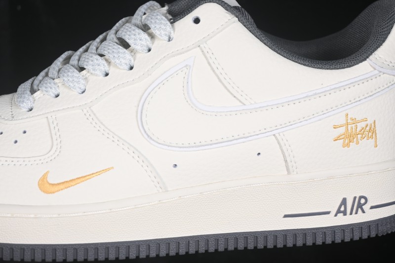 Nike Air Force 1 '07 Low Collaboration Everyday Skateboarding Shoes with Full-Length Air Cushion - GS2288-008