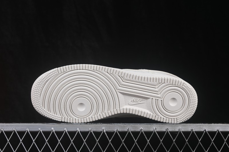 Nike Air Force 1 '07 Low Basketball Shoes with Full-Length Air Cushion - MM3399-832