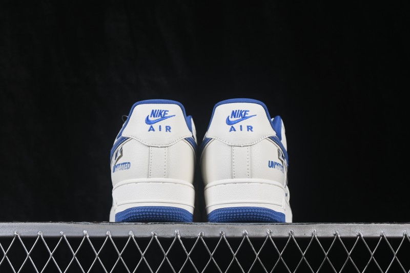 Nike Air Force 1 '07 Low Basketball Shoes with Full-Length Air Cushion - DW8806-018