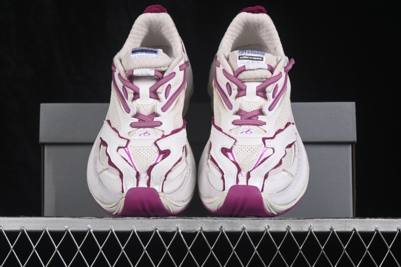 Balenciaga Jet Embossed Print Round-Toe Thick-Sole Low-Top Dad Sneakers - WMRTN9150