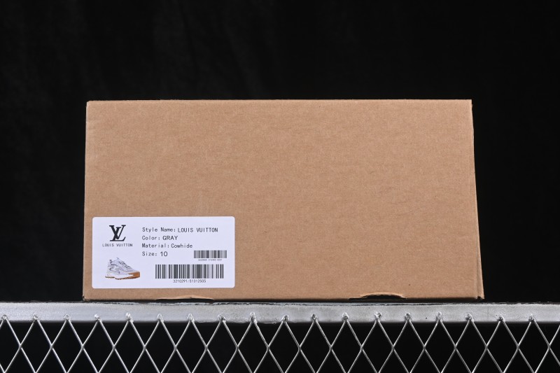 LV Tatic Runner Louis Vuitton Sneakers with Mesh and Tech Fabric - Gray