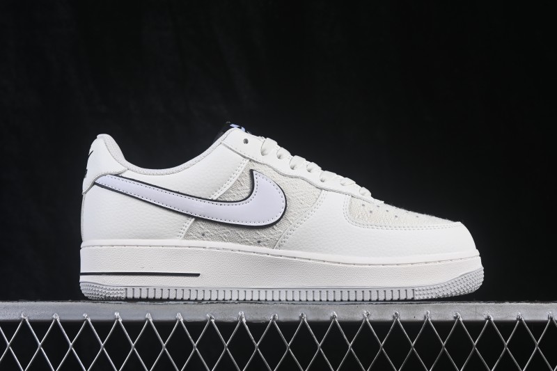 Nike Air Force 1 '07 Low Basketball Sneakers with Classic Leather Upper - HF0022-101