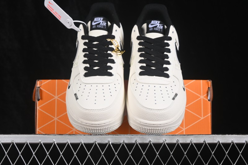 Nike Air Force 1 '07 Low Collaboration Skateboarding Shoes with Full-Length Air Cushion - GS2288-010