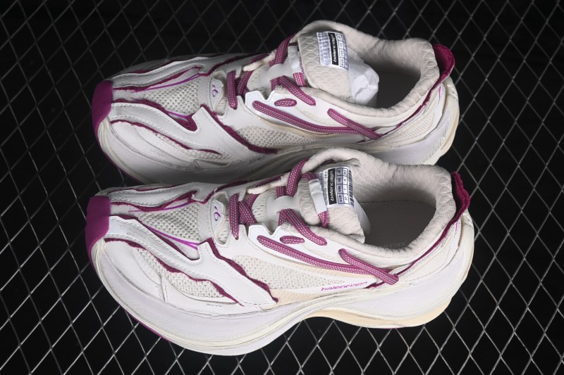Balenciaga Jet Embossed Print Round-Toe Thick-Sole Low-Top Dad Sneakers - WMRTN9150