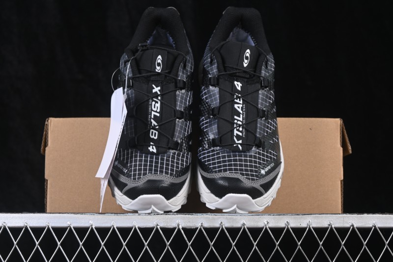 Salomon XT-4 GTX Outdoor Trail Running Shoes with GORE-TEX Waterproof Protection and Agile Chassis - 479534-33