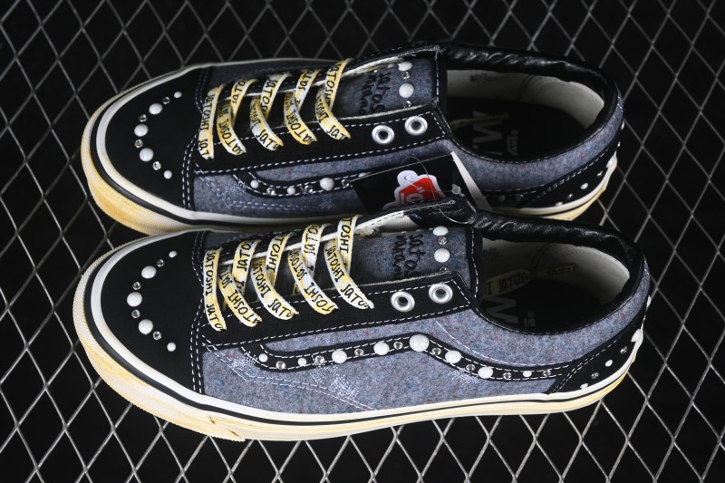 Vans Old Skool 36 Low Top Skate Shoes - VN000DC0FNG