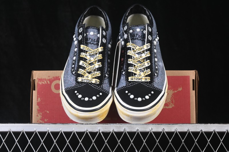 Vans Old Skool 36 Low Top Skate Shoes - VN000DC0FNG