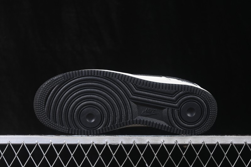 Nike Air Force 1 '07 Low Low-Top Casual Sneakers - GS2288-006