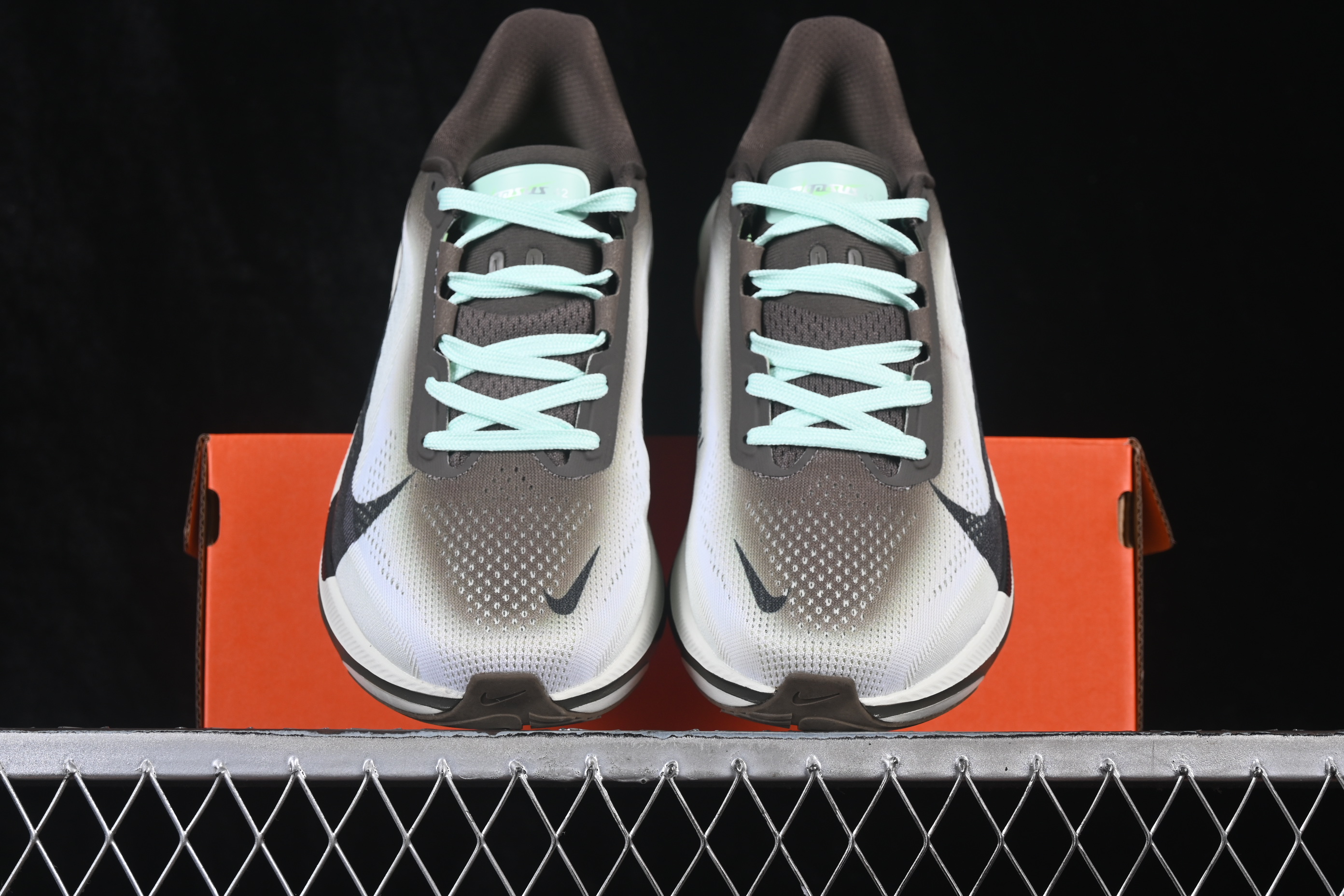 Nike Air Zoom Pegasus 42 Breathable Lightweight Durable Running Shoes - IW2349-001