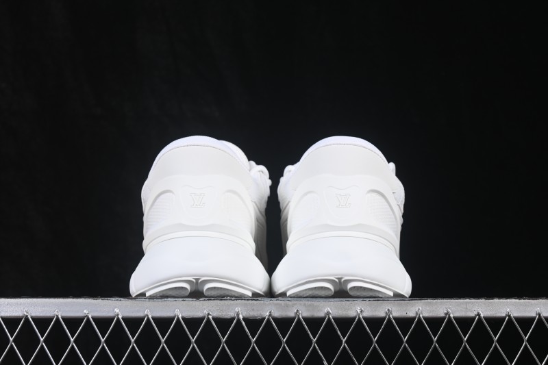Louis Vuitton Tatic Runner Retro Athletic Thick-Sole Dad Shoes - WHITE