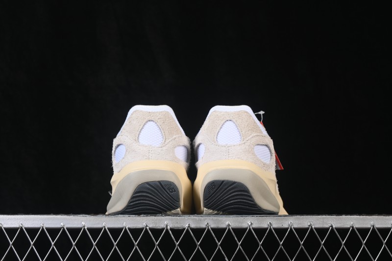 New Balance Retro Running Shoes UWRPDMOB